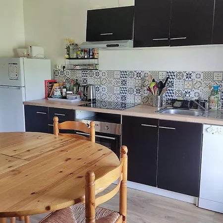 Apartment Emplacement Ideal Au Calme Avec Parking Gratuit Cloture