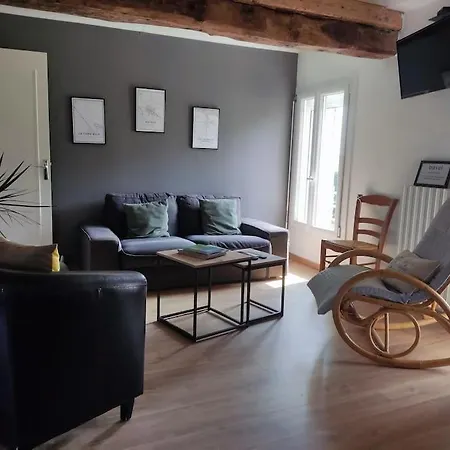 Emplacement Ideal Au Calme Avec Parking Gratuit Cloture Apartment *